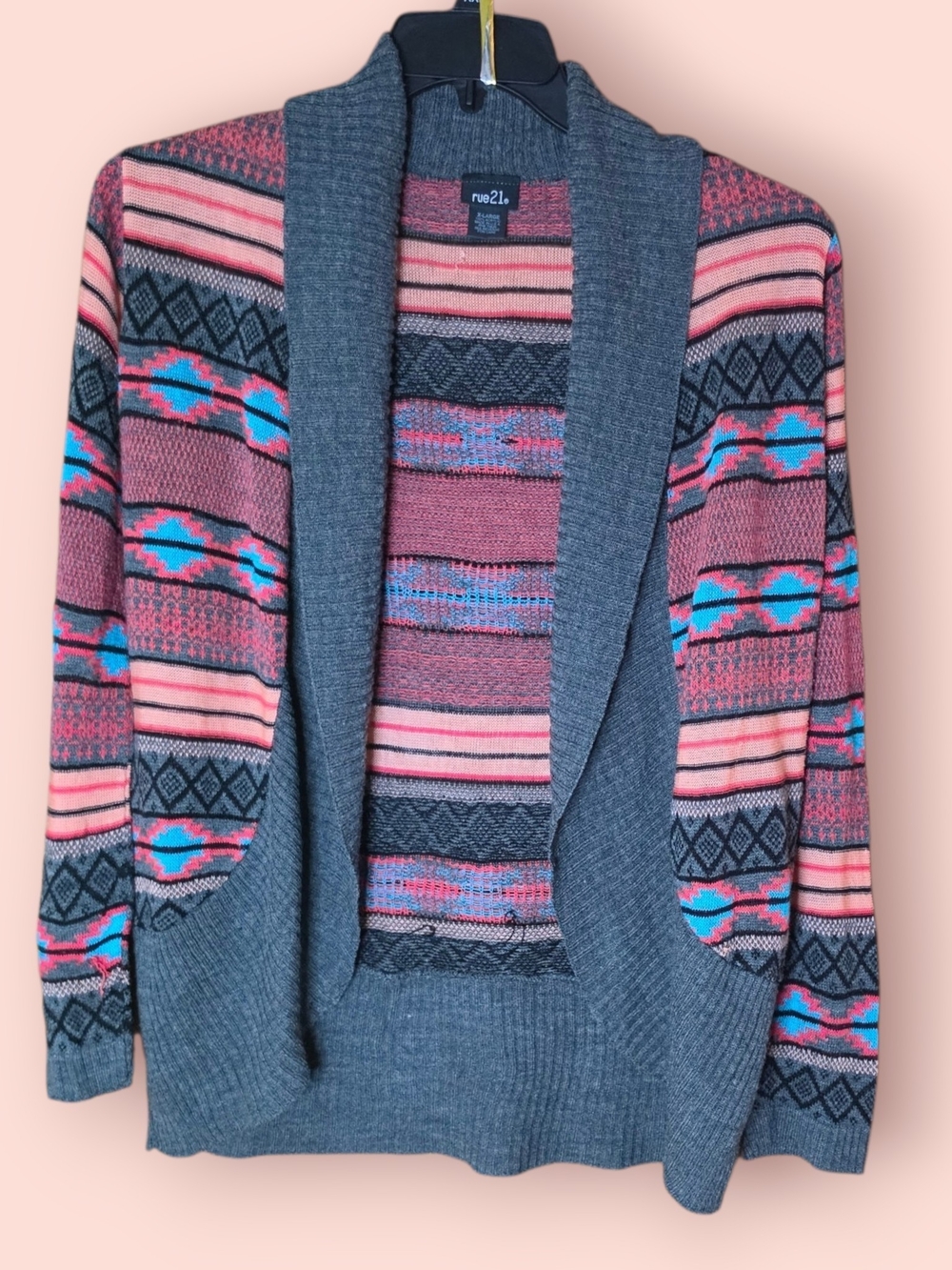 rue21 Pink & Gray Patterned Open Front Sweater